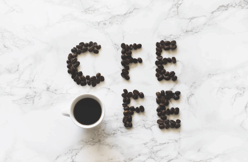 10.000 Stunden – voll von Kaffee, Kapitel und Koffein!
