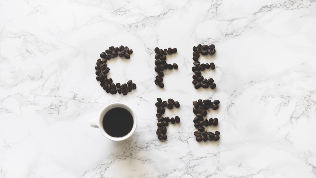 10.000 Stunden – voll von Kaffee, Kapitel und Koffein!